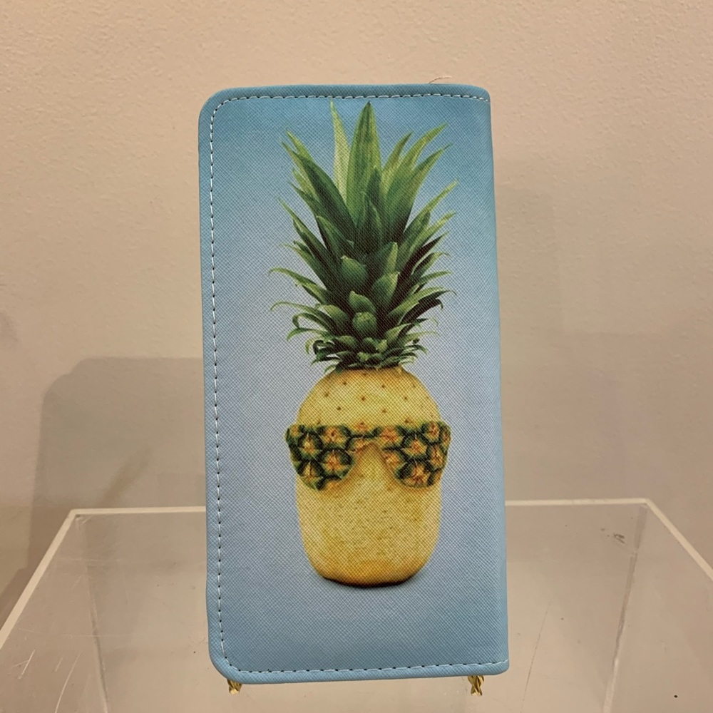Pineapple Wallet - Picture 6 of 13
